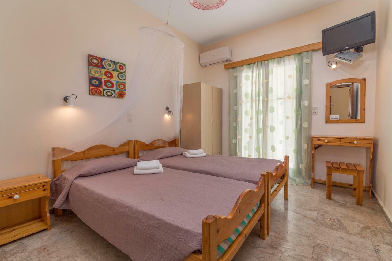 Andreas Apartments Agios Georgios Pagon Buitenkant foto