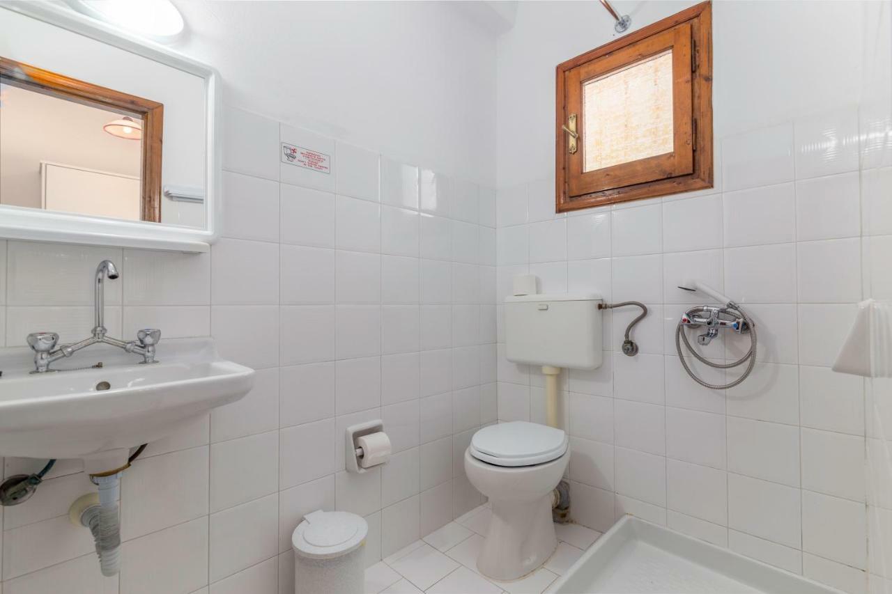 Andreas Apartments Agios Georgios Pagon Buitenkant foto